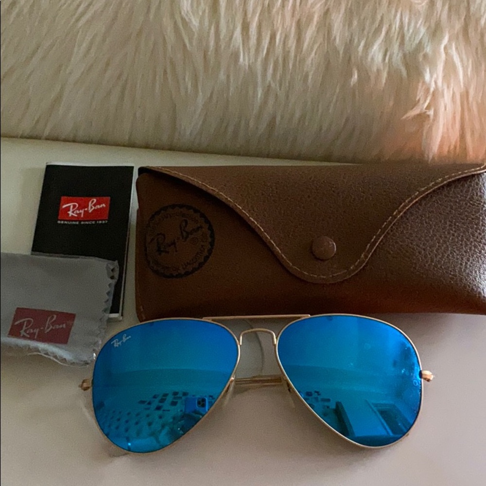 Ray-Ban blue flash aviator sunglasses!💙